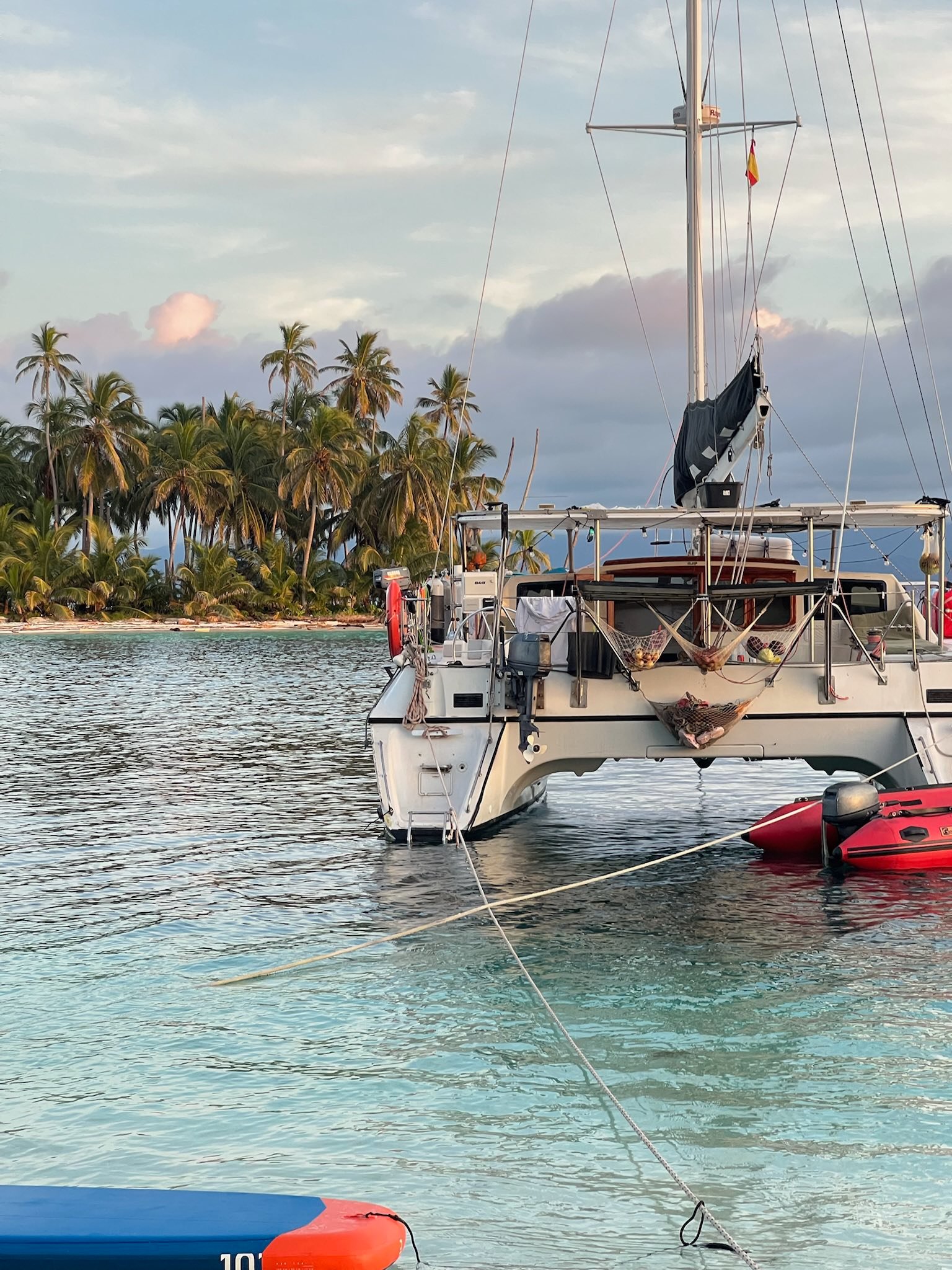 Tuamotu og Marquesas på Katamaran Nerida 7
